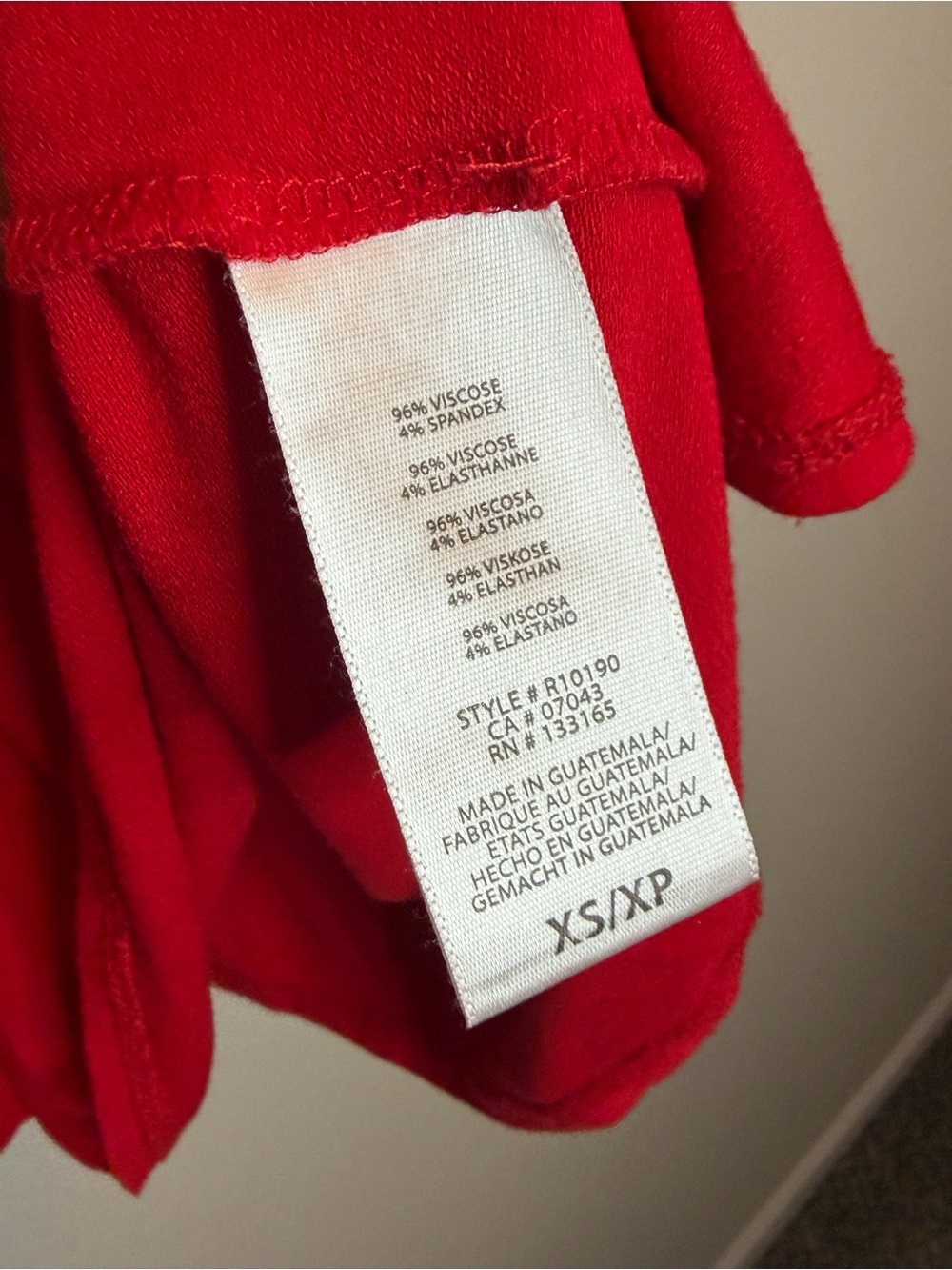 Eri + Ali Women's Red V-Neck Long Sleeve Pleated Tunic Top - Picture 8 of 8